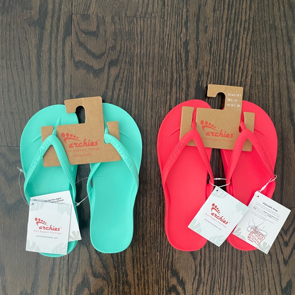 NEW Archies flip flops size 7 (2 pairs)